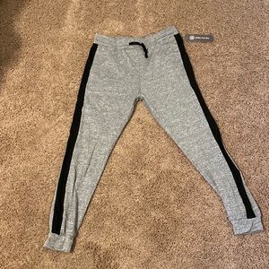 Daisy Fuentes Joggers - NWT - Size L